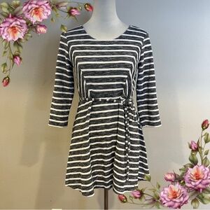 Striped grey and White peplum‎ tunic sweater